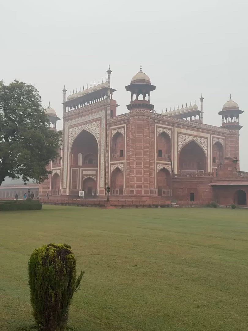 Le meilleur de l'Inde : Circuit de 7 jours du Triangle d'Or avec Delhi, Jaipur, Agra et Varanasi avec vols tout compris customer review video