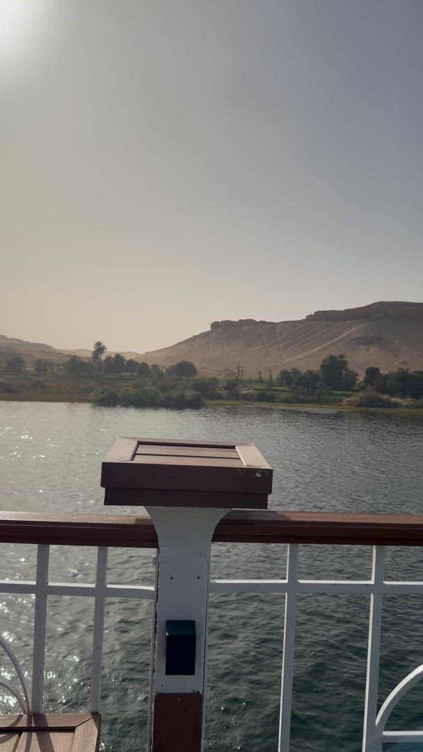 8 jours Pyramides (visite GEM) et croisière sur le Nil Assouan - Abou Simbel - Louxor - Hurghada customer review video